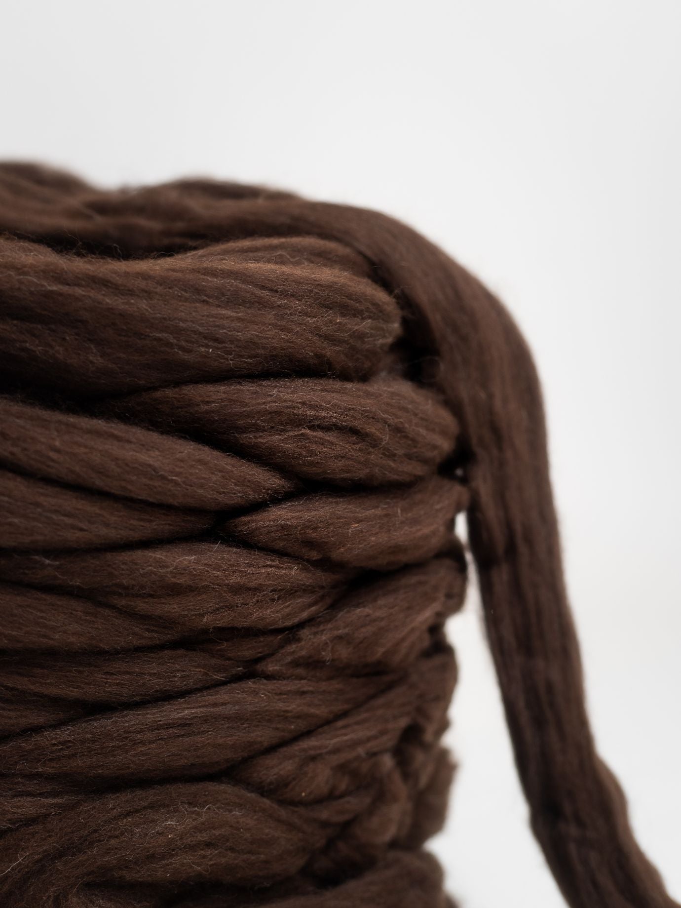 Transhumant Combed Wool - Natural Brown Color